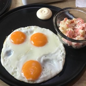 desayuno saquella (falta el queso)