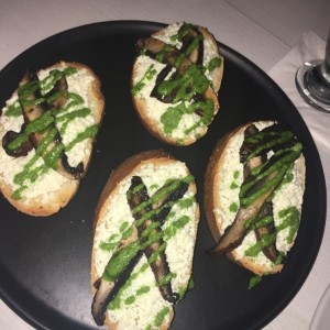 Bruschettas de Hongo Portobello