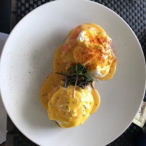 huevos benedictinos a lo noruego