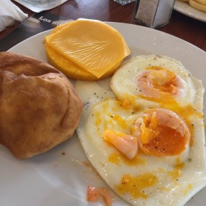 huevos, hojalde y tortilla