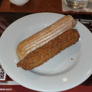 Churros de Manjar y Manzana Canela