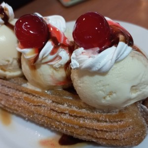 churros rellenos y helado