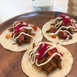 Taquitos de Ropa Vieja