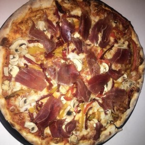 Pizza Mediterranea 