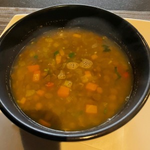 sopa de lenteja