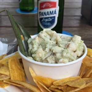 Ceviche de corvina en salsa chimichurri