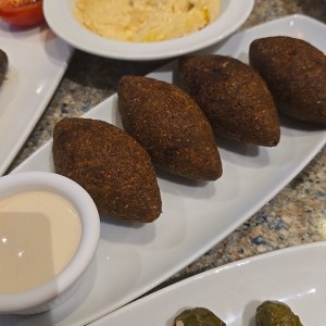 Entradas Libanesas - Kibbe Frito