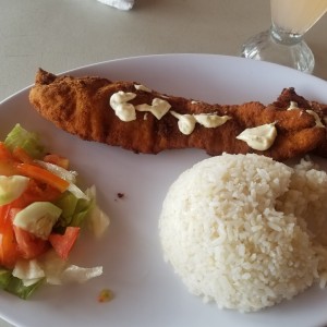 filete de Corvina apanado