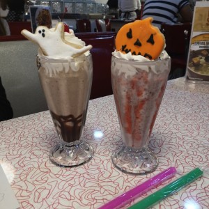 milkshake de Nutella y banana y milk-shake de oreo 