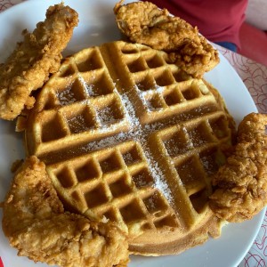 Waffles con tenders 