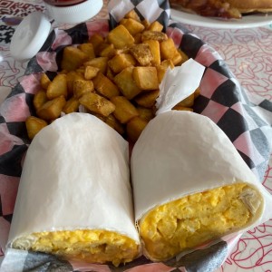 Egg & cheese wrap with potatos