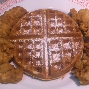 Waffles con pollo