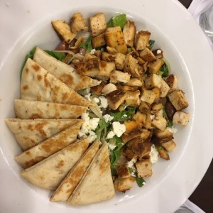 Ensalada Griega con pollo