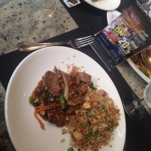 arroz mixto estilo cantones y Mongolia beef