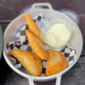 miniempanaditas de ropa vieja