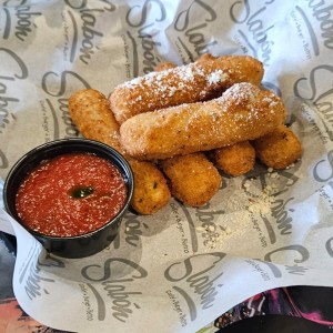 Starters - Mozzarella Sticks