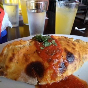 Calzone Gaeano