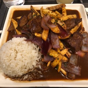 lomo saltado