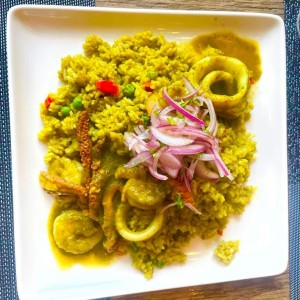 ARROZ A LA CHICLAYANA (Arroz con Mariscos a Base de Cilantro)