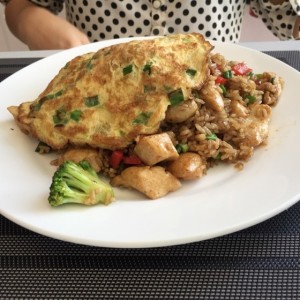 Arroz chaufa (pollo)