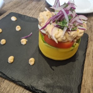 causa de camarones