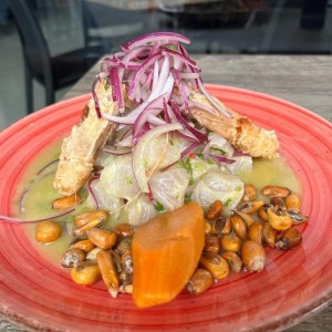 Ceviche de la casa ricooooo