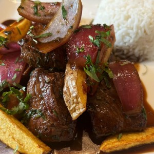 Lomo saltado