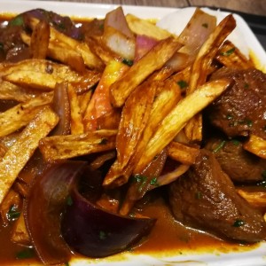 lomo saltado