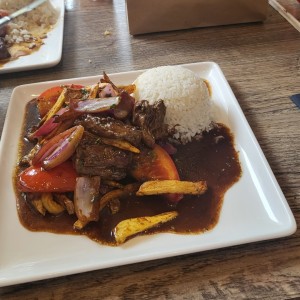 Lomo Saltado