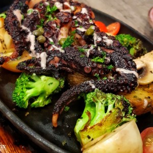 PULPO A LA PARRILLA