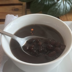 Sopa de frijoles negros