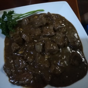 carne de res en salsa de pimienta