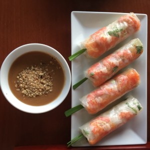 rollos de arroz con camaron