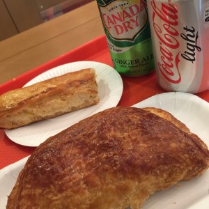 Pastelito de queso y Pastel de pavo y queso crema!