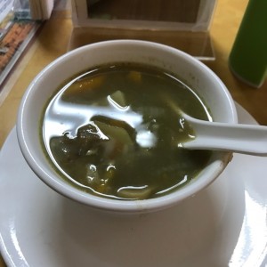 sopa de lentejas y hongos