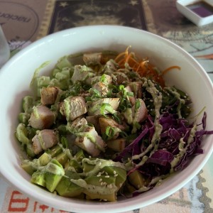 Poke pollo bowl