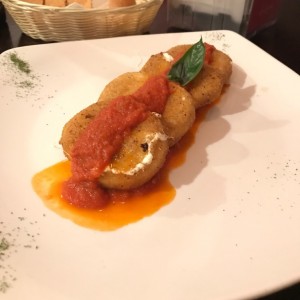 Entradas - Mozzarella in carrozza