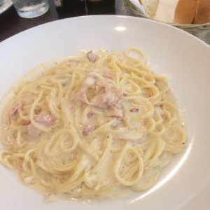 spagheti carbonara