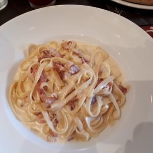 Fetuccine Carbonara