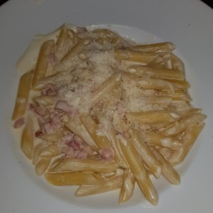 penne alfredo