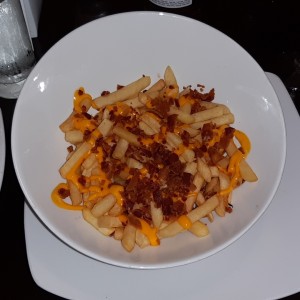 Papas con queso cheedar y bacon nuevo menu