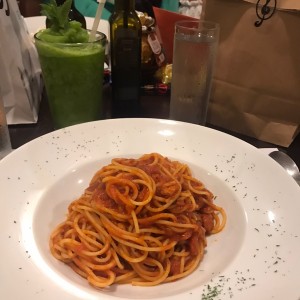 Amatriciana + limonada de hierba buena