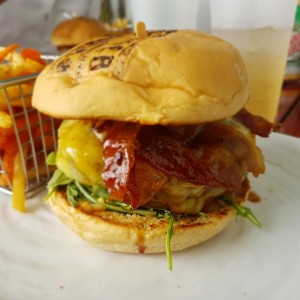 Mazinger Burger