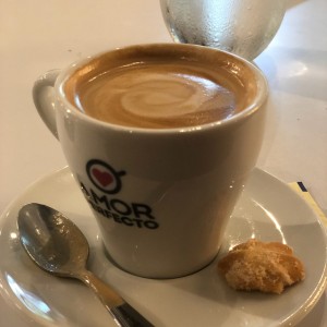 Capuchino con leche de almendra