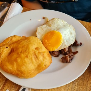 Desayuno - Filete a Caballo