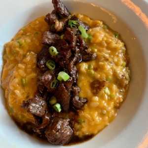 risotto con platano y carne