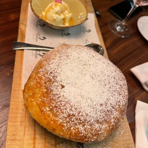 Apple Pot Pie con Helado de Vainilla