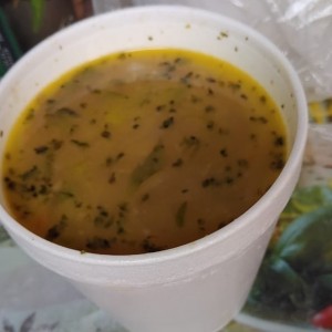 Sopa de Costillas con Lentejas