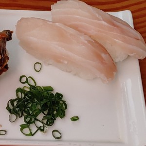 nigiri carne blanca