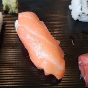 Salmon Nigiri